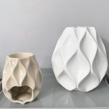 Load image into Gallery viewer, The Rocco Vase
